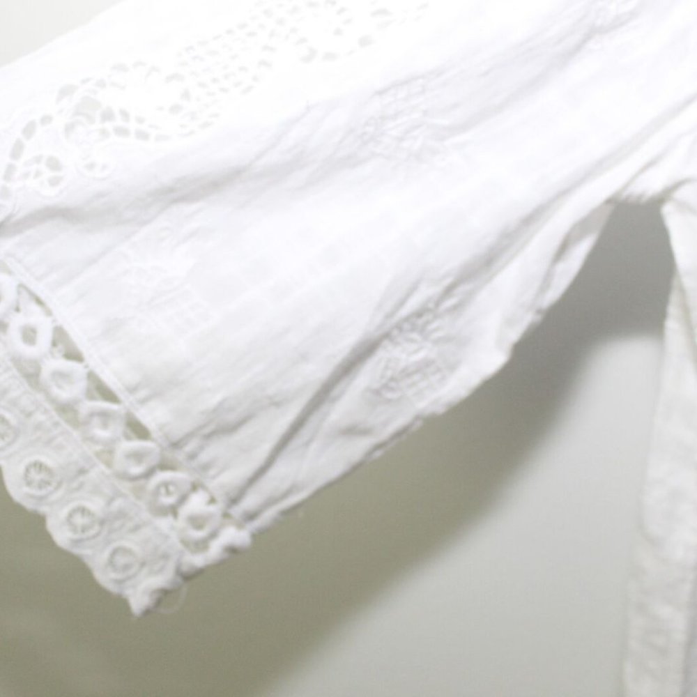 Chico's Lace Crochet Eyelet Trim Blouse White Peasant Top Size 3 16/18 H13471 - Picture 10 of 12
